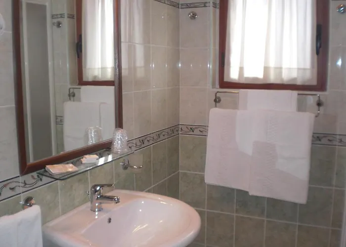 Del Parco 3* Sicili (Campania)